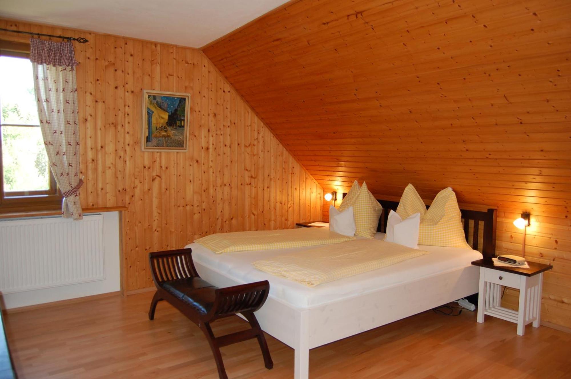 Gasthof Martinihof Latschach ober dem Faakersee Dış mekan fotoğraf