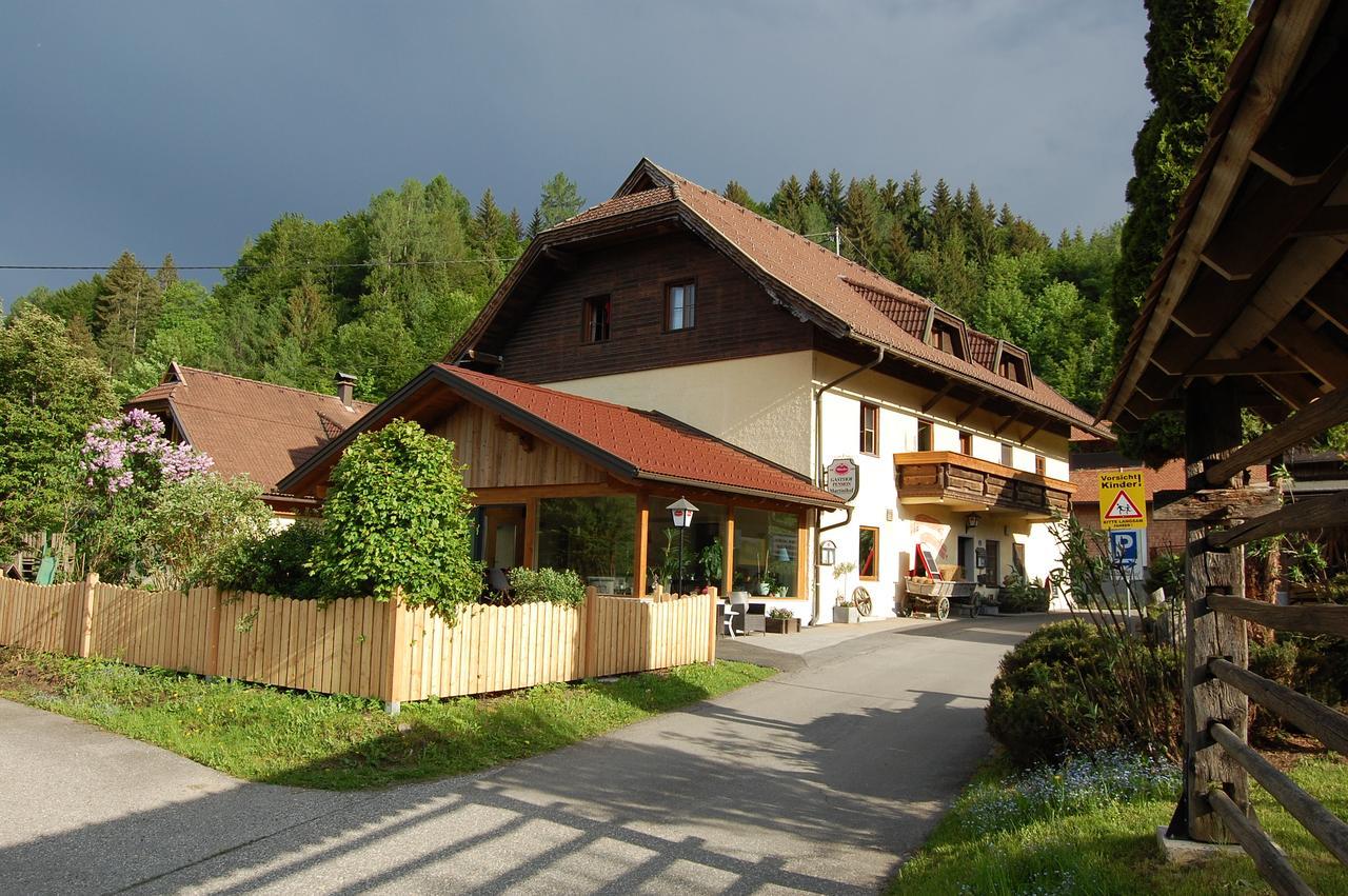 Gasthof Martinihof Latschach ober dem Faakersee Dış mekan fotoğraf