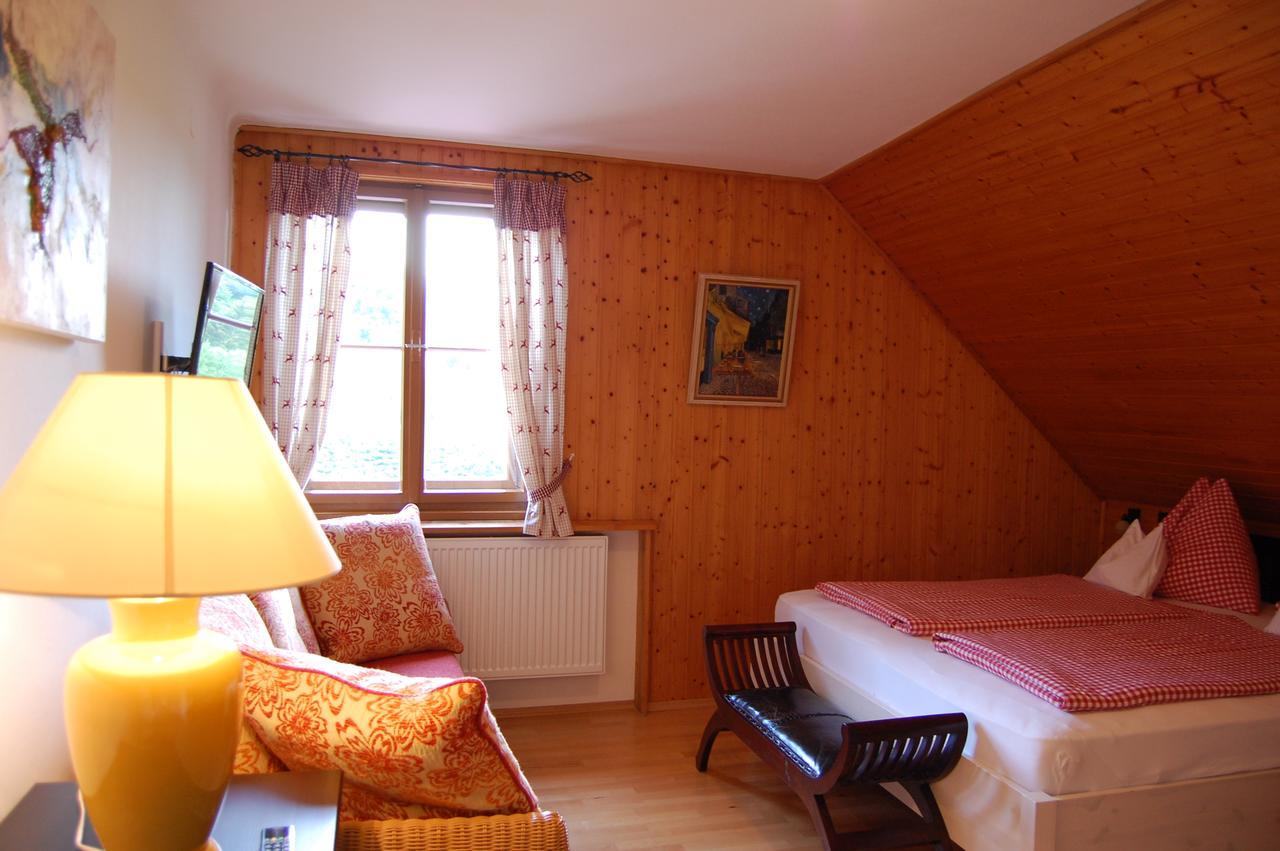 Gasthof Martinihof Latschach ober dem Faakersee Dış mekan fotoğraf